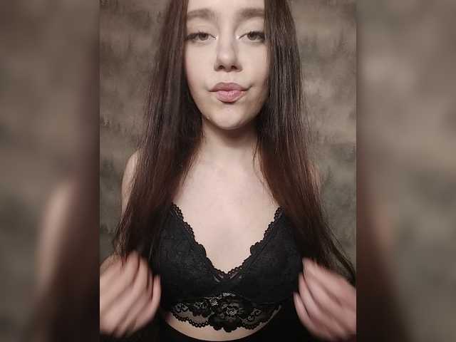 MilkaVay1 live cam on BongaCams