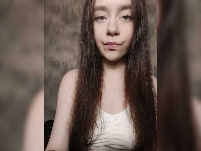 MilkaVay1 live webcam show