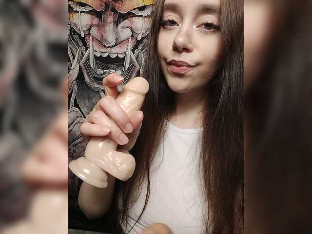 MilkaVay1 live cam on BongaCams