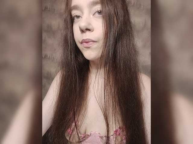 MilkaVay1 live cam on BongaCams