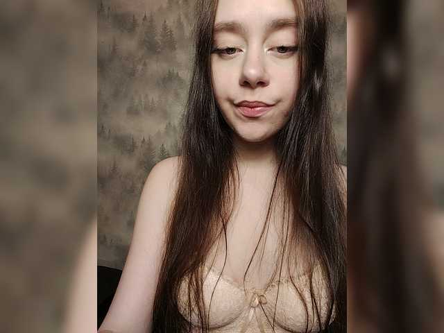 MilkaVay1 live cam on BongaCams