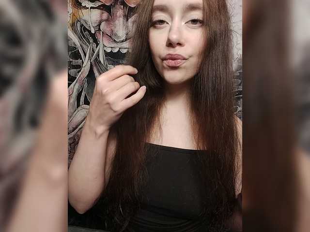 MilkaVay1 live cam on BongaCams
