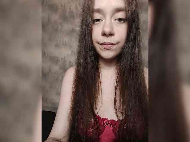 MilkaVay1 webcam