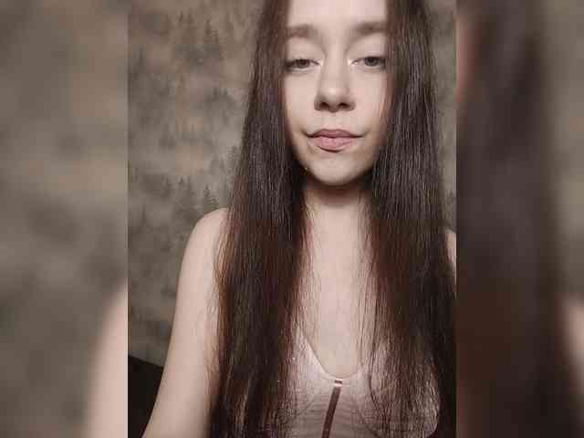 MilkaVay1 webcam