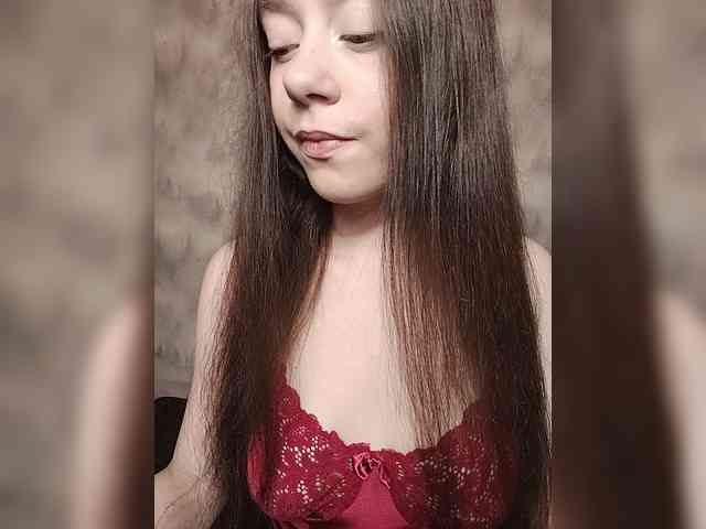MilkaVay1 webcam