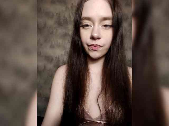 MilkaVay1 webcam