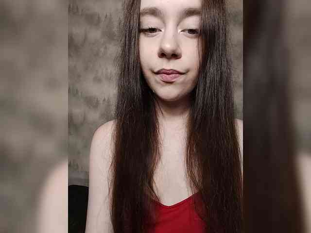 MilkaVay1 webcam