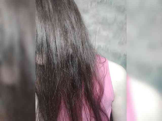 MilkaVay1 webcam