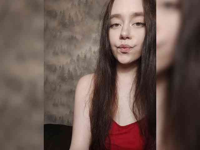 MilkaVay1 webcam