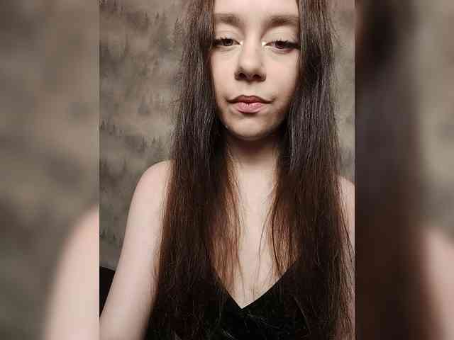 MilkaVay1 webcam