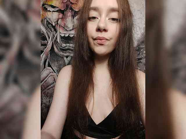 MilkaVay1 webcam