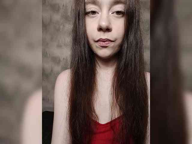 MilkaVay1 webcam
