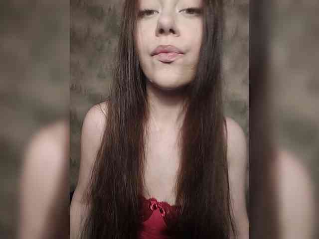 MilkaVay1 webcam