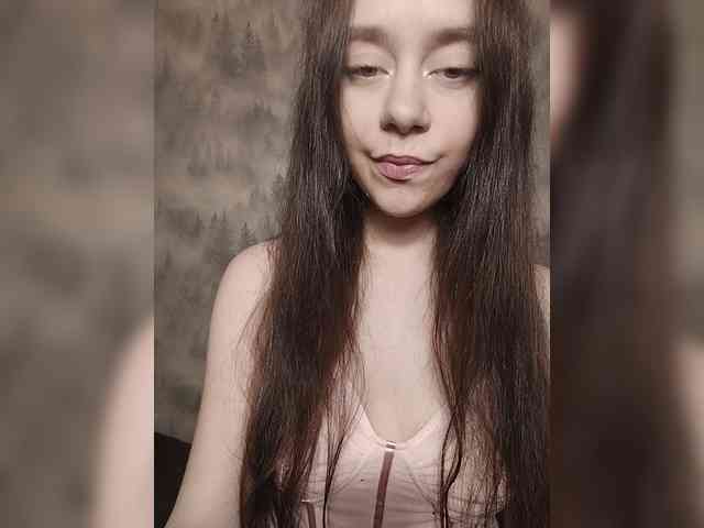 MilkaVay1 webcam
