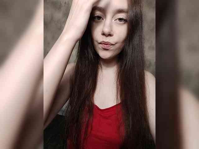 MilkaVay1 webcam