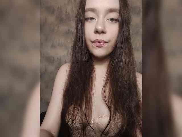 MilkaVay1 webcam