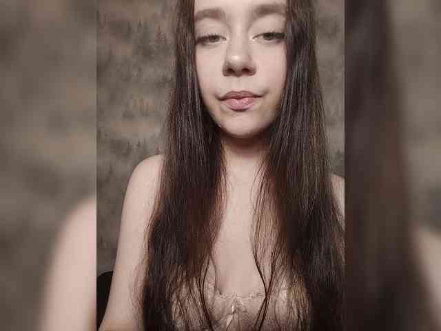 MilkaVay1 webcam