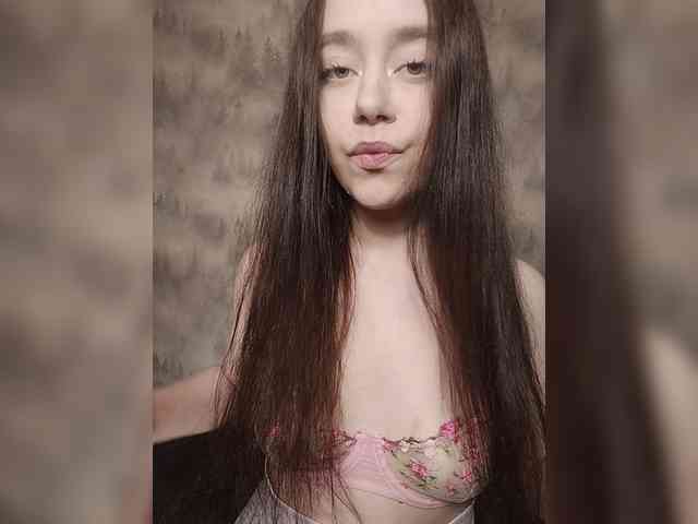 MilkaVay1 webcam
