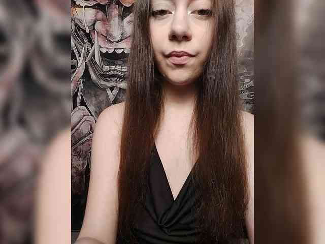 MilkaVay1 webcam