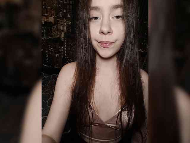 MilkaVay1 webcam
