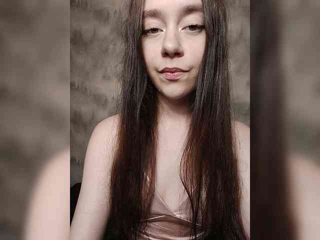 MilkaVay1 webcam
