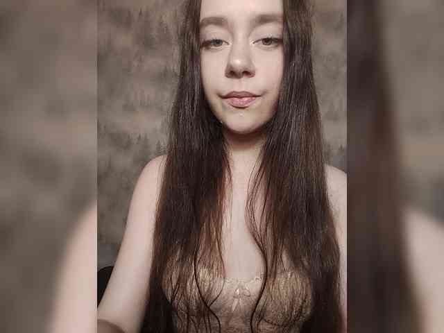 MilkaVay1 webcam