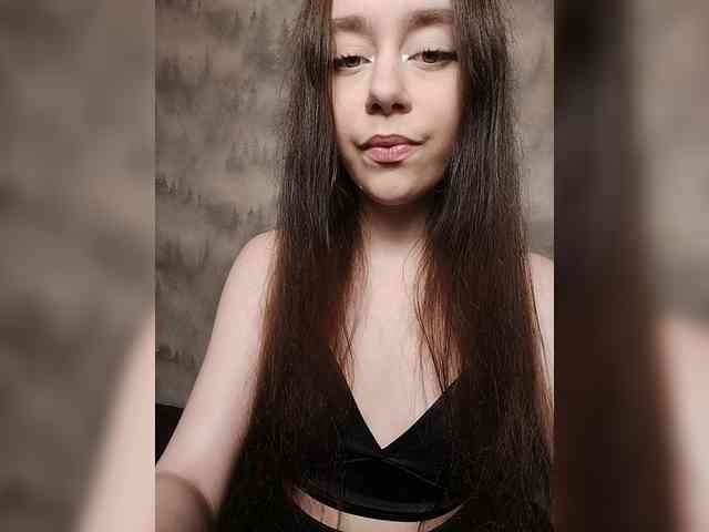 MilkaVay1 webcam