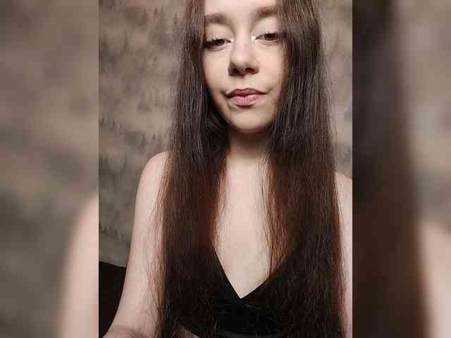 MilkaVay1 webcam
