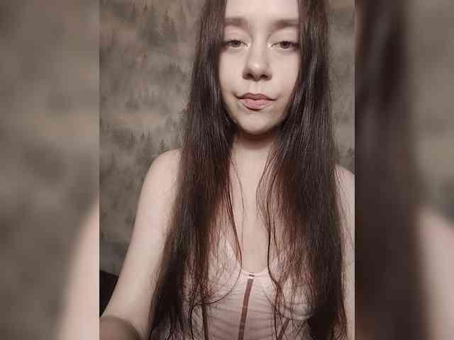 MilkaVay1 webcam