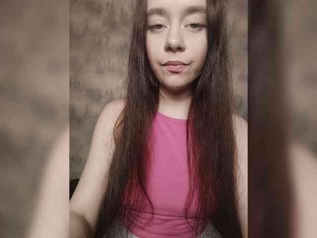 MilkaVay1 webcam
