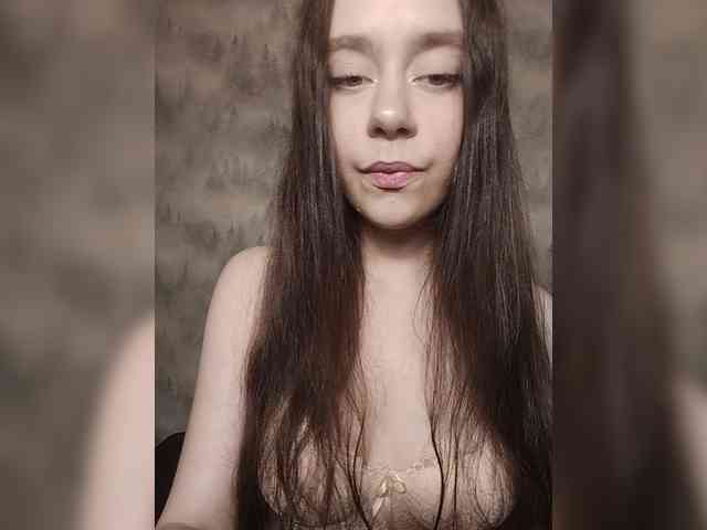 MilkaVay1 webcam