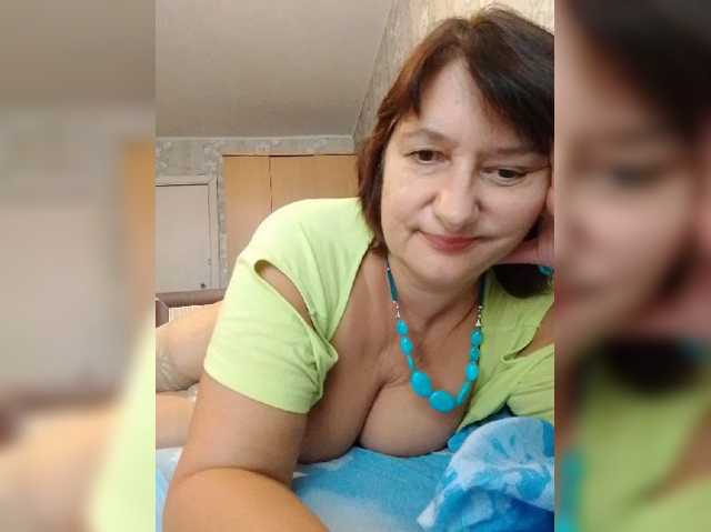 MoniikaSweet live cam preview
