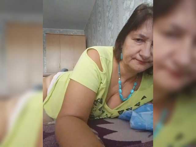 MoniikaSweet live cam on BongaCams