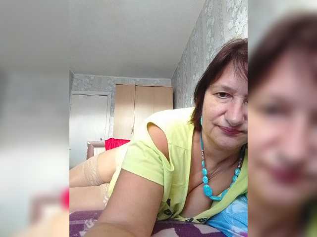 MoniikaSweet live cam preview