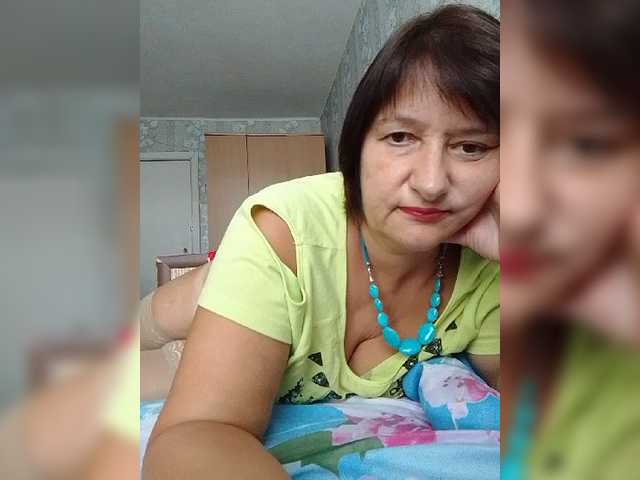 MoniikaSweet live cam on BongaCams