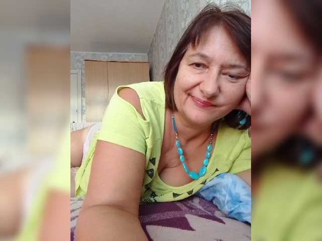 MoniikaSweet live cam on BongaCams