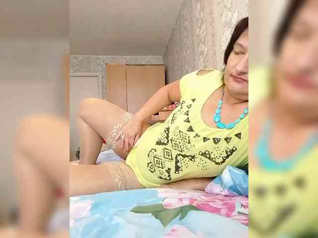 MoniikaSweet webcam