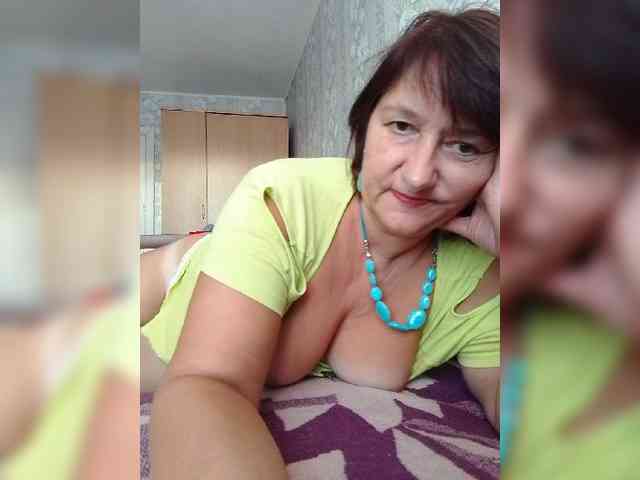 MoniikaSweet webcam