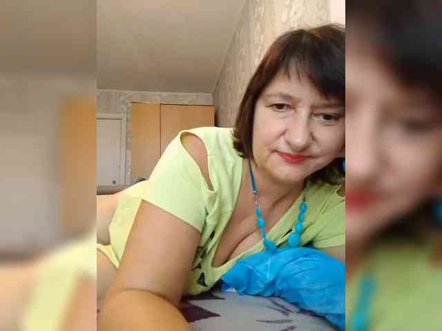 MoniikaSweet webcam