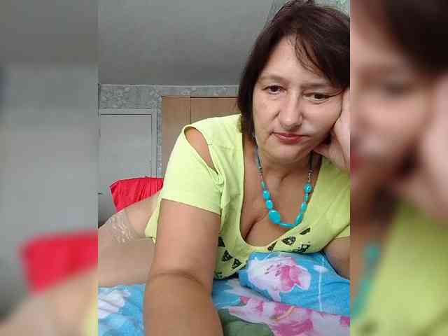 MoniikaSweet webcam