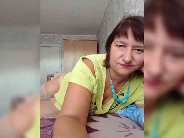 MoniikaSweet webcam