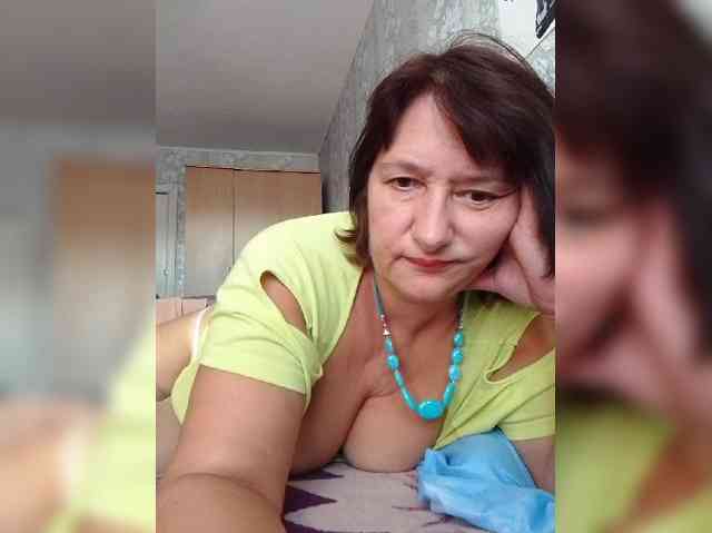 MoniikaSweet webcam