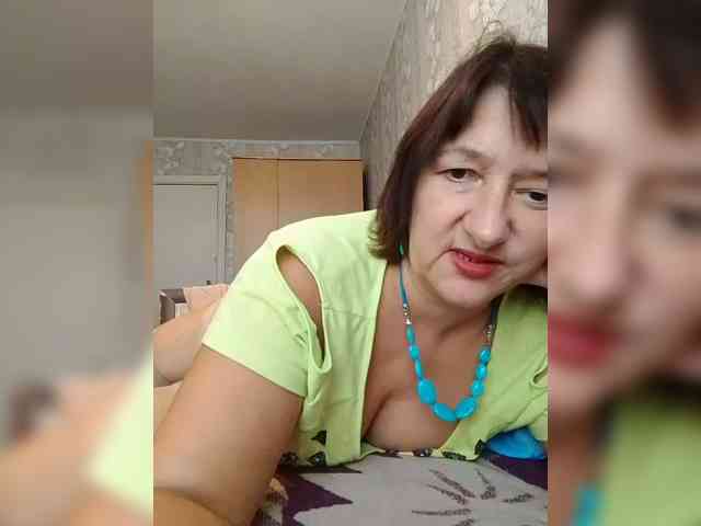 MoniikaSweet webcam