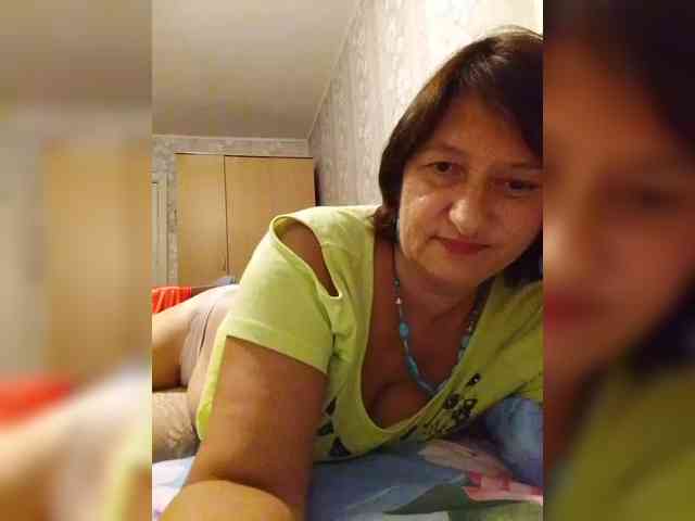 MoniikaSweet webcam