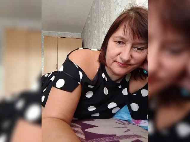 MoniikaSweet webcam