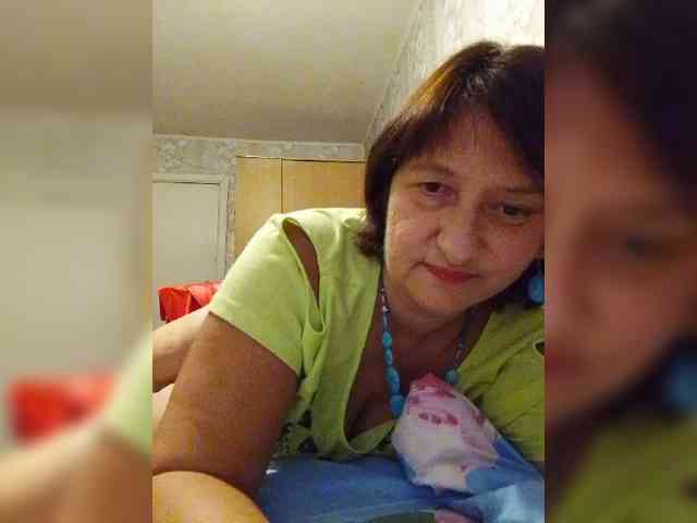 MoniikaSweet webcam