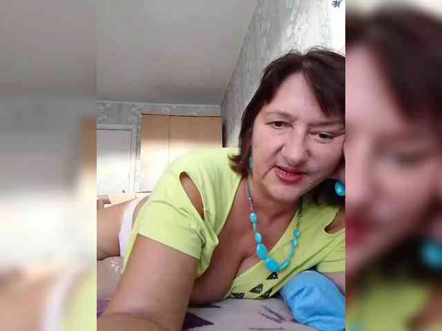 MoniikaSweet webcam