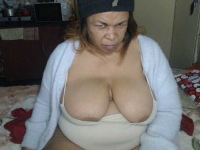 Mydreamgirrl live cam on BongaCams