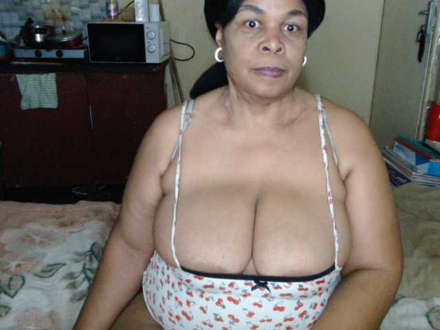Mydreamgirrl live cam on BongaCams