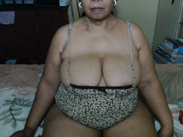 Mydreamgirrl live cam on BongaCams